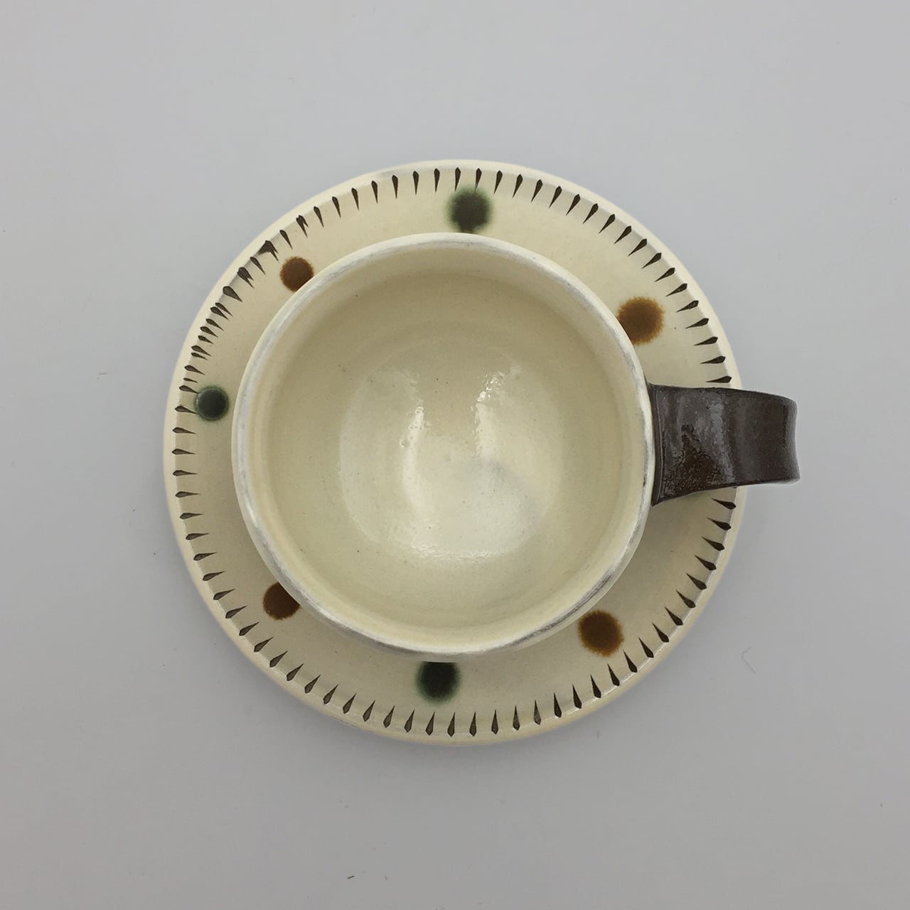 小鹿田焼 小袋窯【コーヒーカップ＆ソーサーセット】飛びかんな 赤青