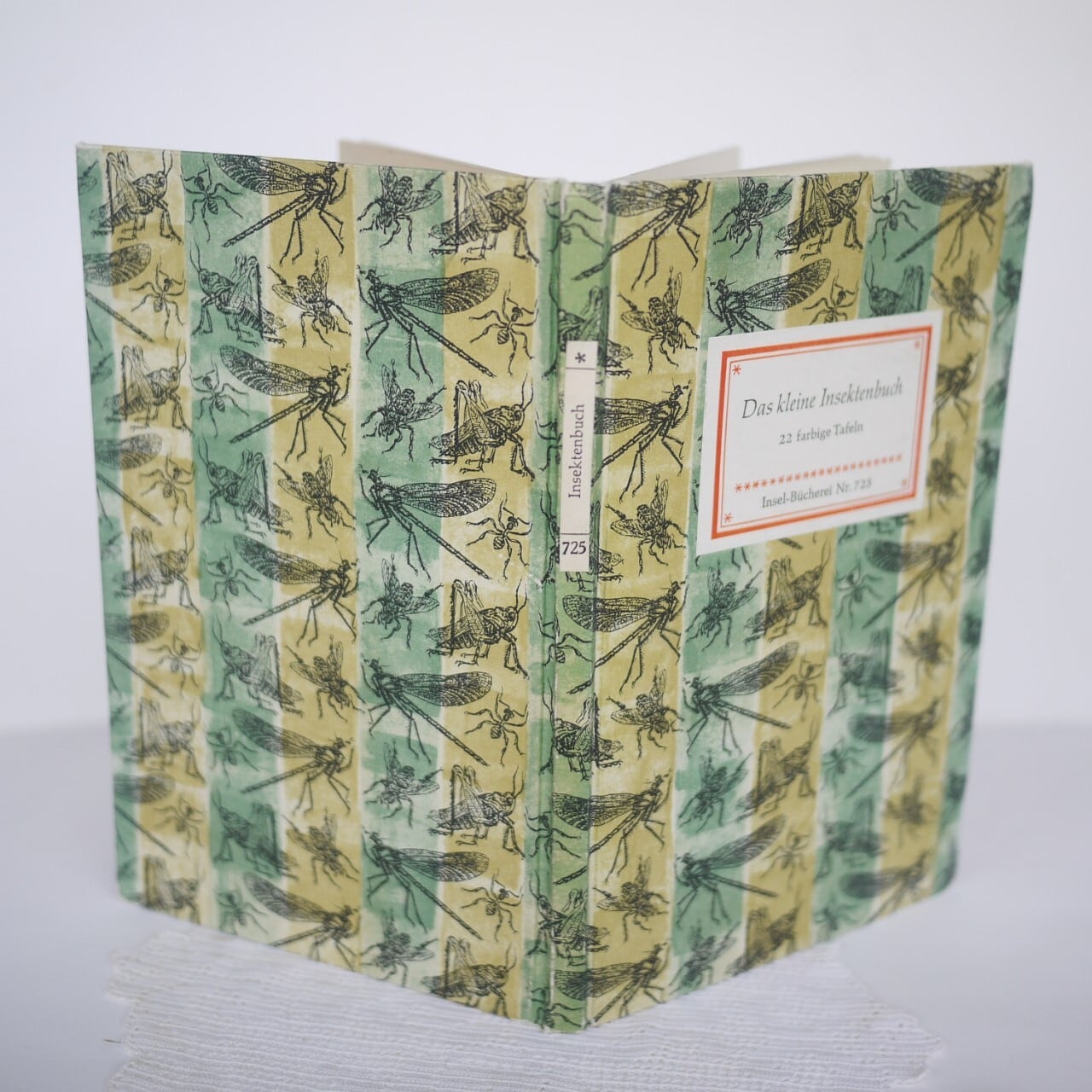 インゼル文庫 No.725 「小さな昆虫の本」 | こりすのパン屋Base店