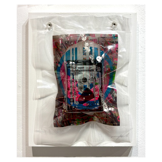 masaki nakamura「『shredder』Vacuum-sealing Hard Drives Series」