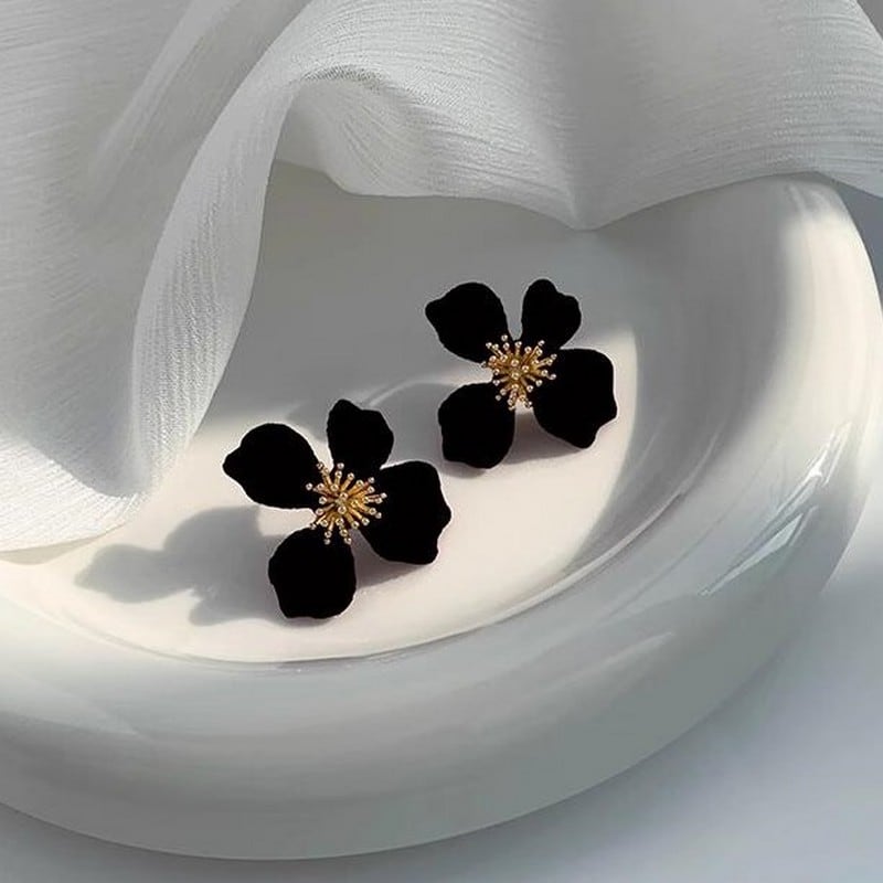 クリップフラワーピアス 00746 | The sound of Bell