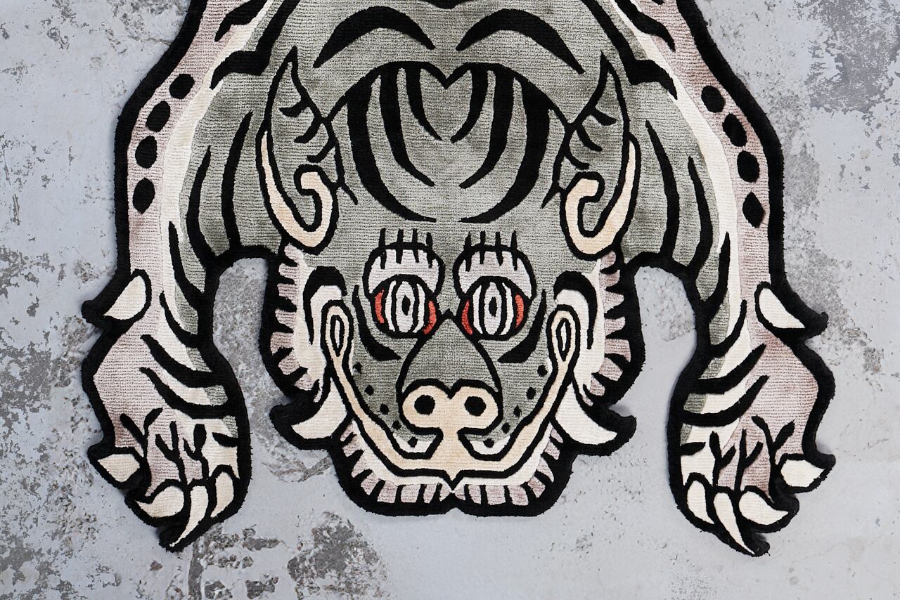 Tibetan Tiger Rug 《Mサイズ•シルク・オリジナル2・アラジングリーン