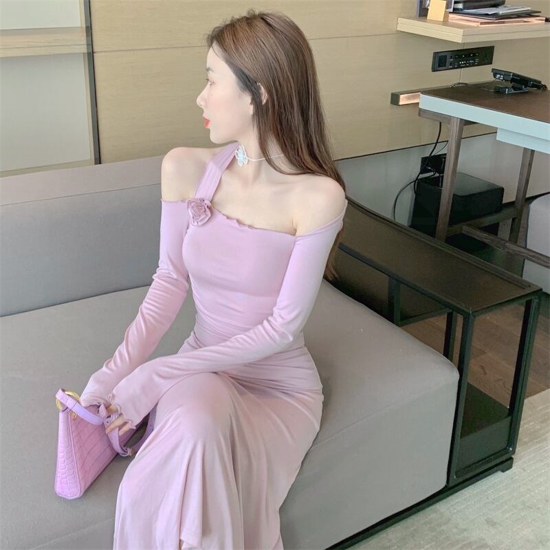 ピンクの長袖サスペンダードレス女性の初秋のセクシーなワンショルダータイトフィットヒップスカート2020新しいスカート ブラックストロベリース91939302676