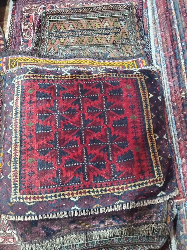 絨毯クエスト73【No.S-74】 ※現在、こちらの商品はパキスタンに置いてあります。ご希望の方は先ずは在庫のご確認をお願いします。