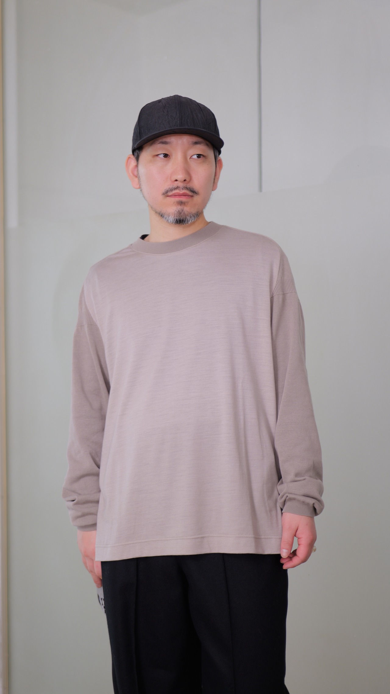 MAYKAM - Wool/Cotton Pullover ：Beige｜ウール100%×コットン100%切替