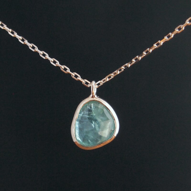 グランディディエライトダイヤペンダントトップPt Pt製グランディディエライト ネックレス ローズカット シンプル