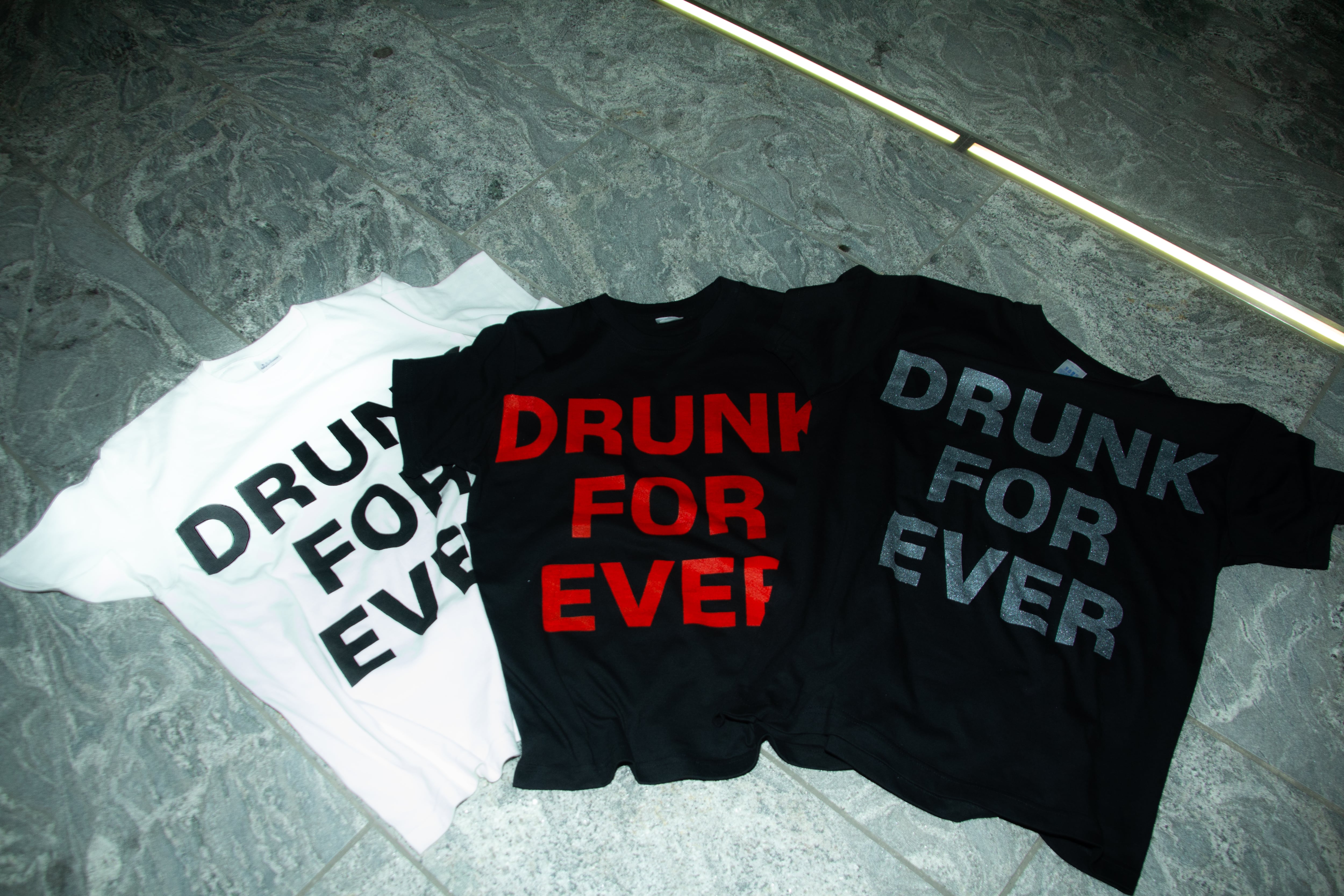 【りゅうちゃん着用】DRUNK FOR EVER DRUNK FOR EVER T-shirt | holic