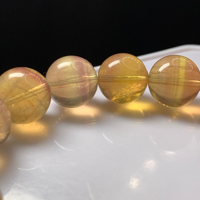 f117.透明度高め♪艶々イエローフローライトブレスレット