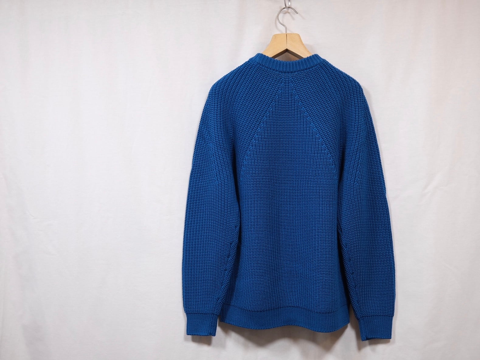 Men's BATONER” Men SIGNATURE CREW NECK TURQUOISE” | Lapel online store