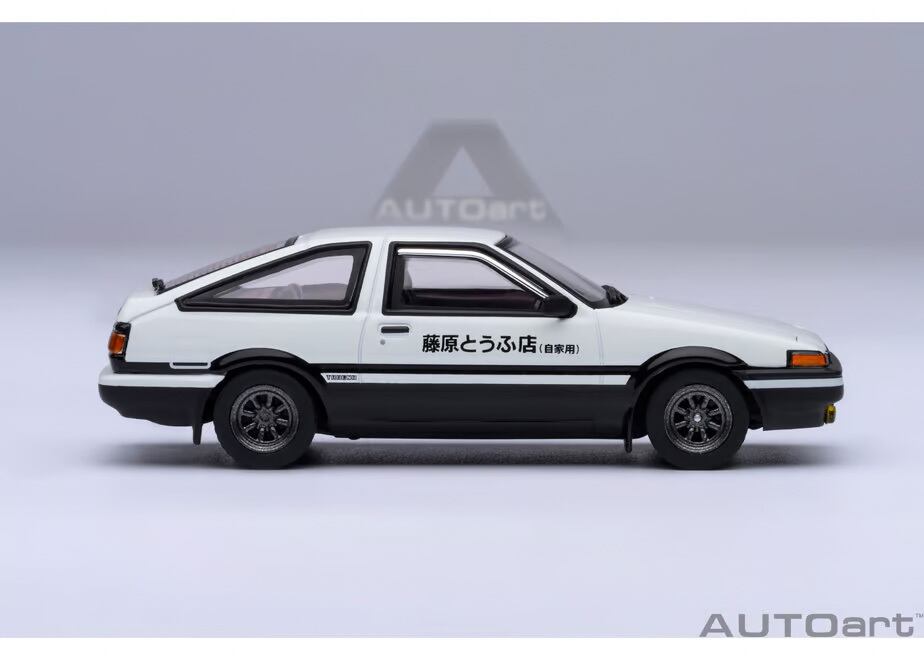 頭文字D AE86 スプリンタートレノ 藤原とうふ店(自家用)藤原拓海仕様 頭文字D」藤原とうふ店（自家用）仕様のAE86を再現！ 無線マウスが「A