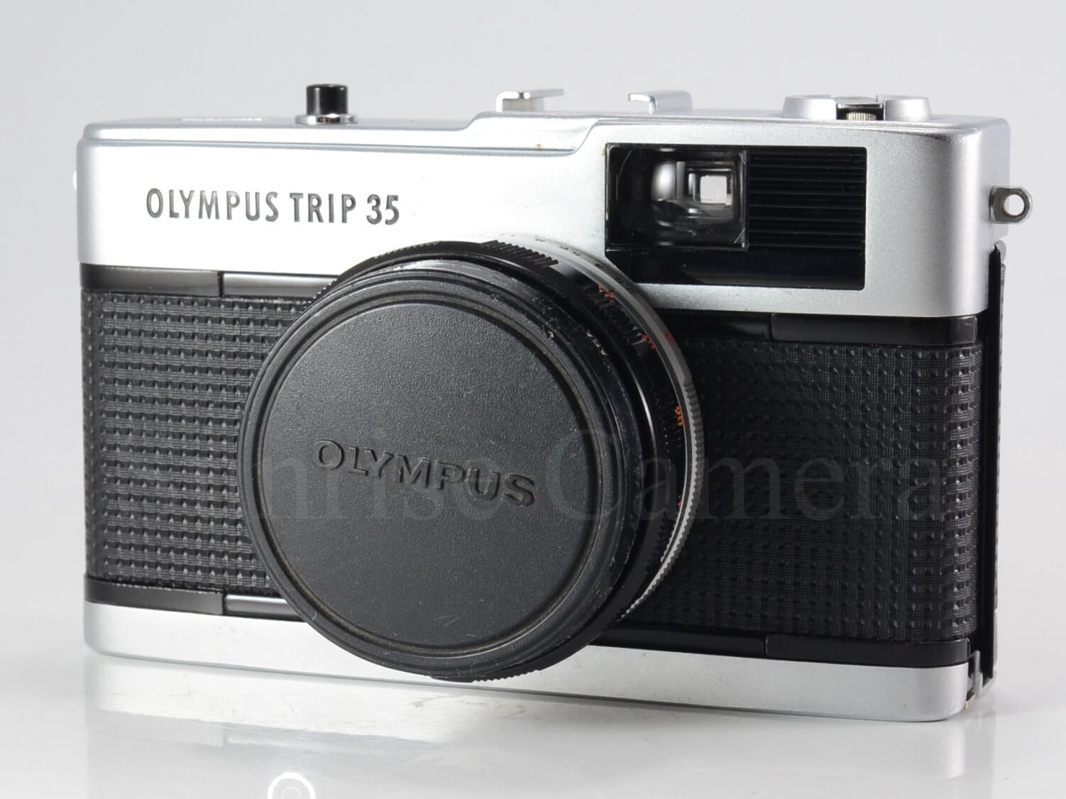 作例あり】OLYMPUS TRIP35 / D.Zuiko 40mm F2.8 オーバーホール済み