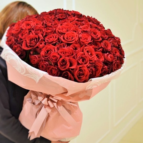 【赤バラの花束　108本】花言葉は『結婚してください』、感動のプロポーズに。