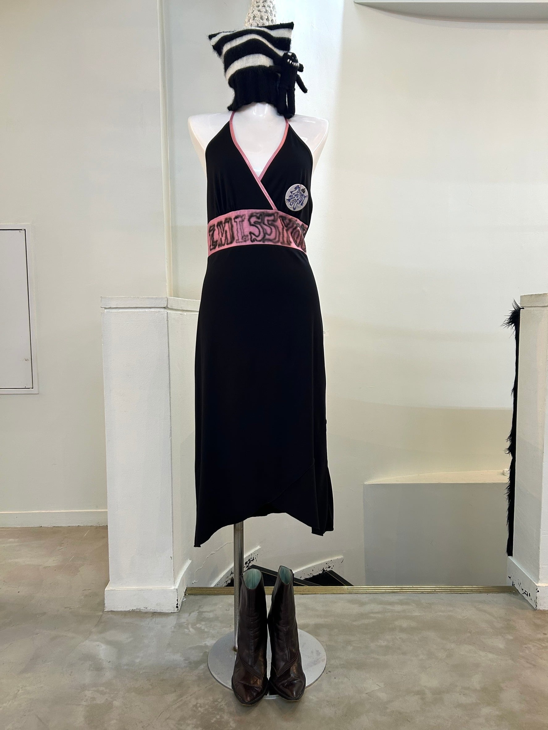 trust teji dress