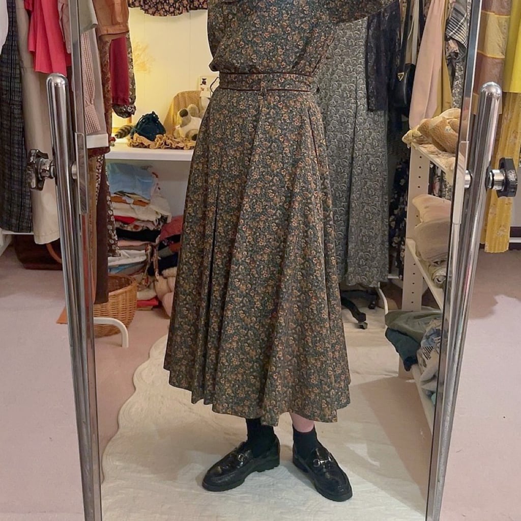 green mini flower set up