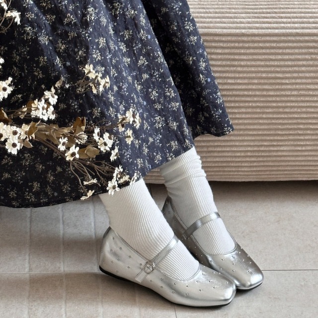 studded square-toe flat shoes　J00483