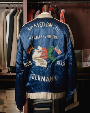 【極美品】50s special souvenir jacket vintage U.S. military tank satin fabric blouson made in Germany about size48(XL) reversible extra condition / 50年代 ヴィンテージ スカジャン スーベニア ジャケット サテン素材 アメリカ軍 ミリタリー 戦車部隊 ドイツ駐留 ビッグサイズ 実寸48 サイズXL程度 希少 ジャンパー リバーシブル エキストラコンディション