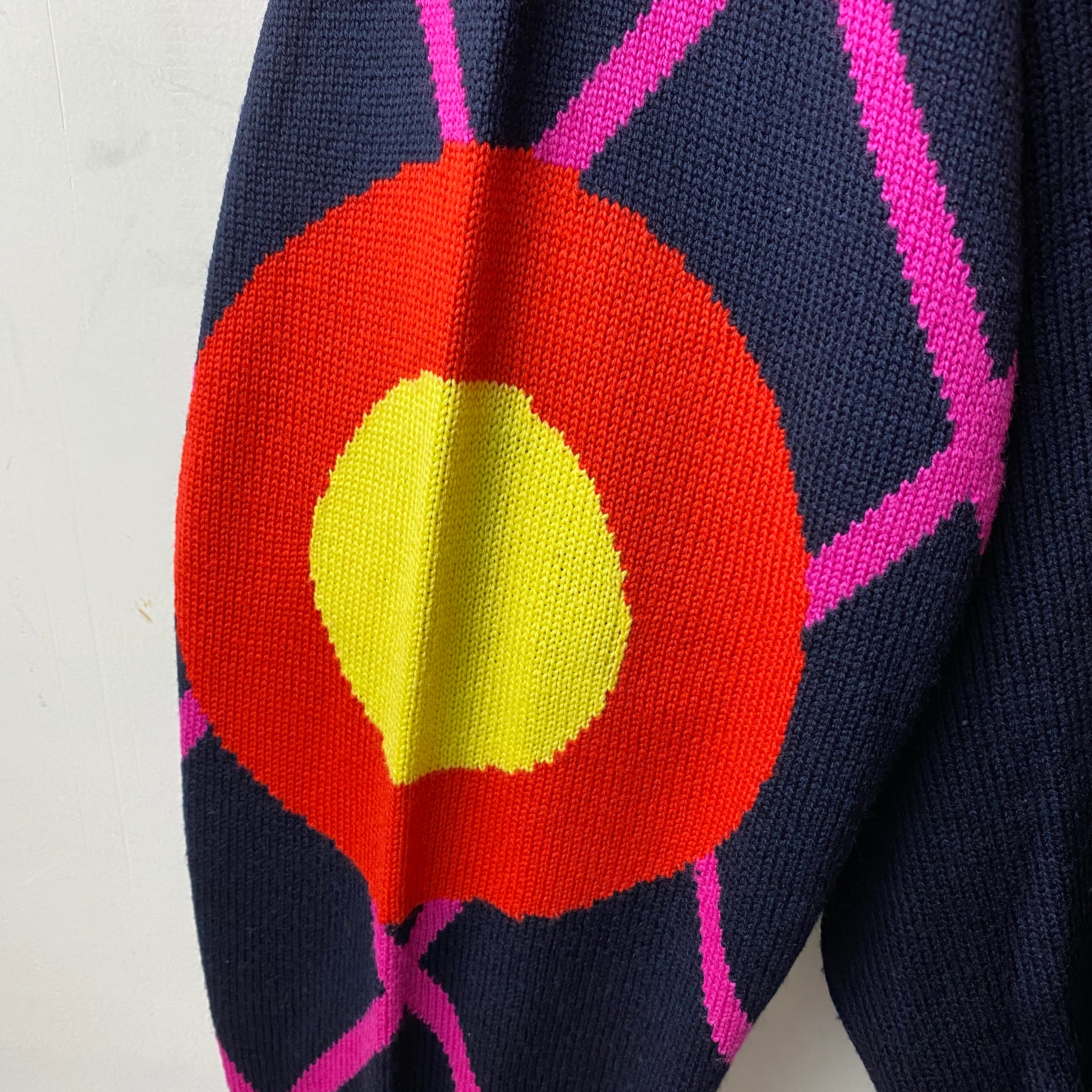 vintage GIANNI VERSACE black×pink sweater | NOIR ONLINE