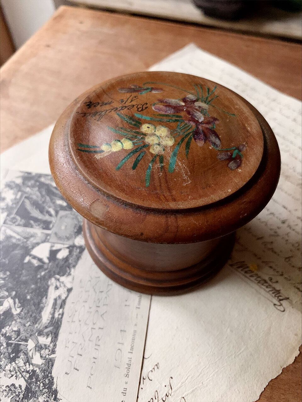 モシュリンヌ Mauchline 木箱 円柱型 丸型 ミモザとスミレ | Brocante