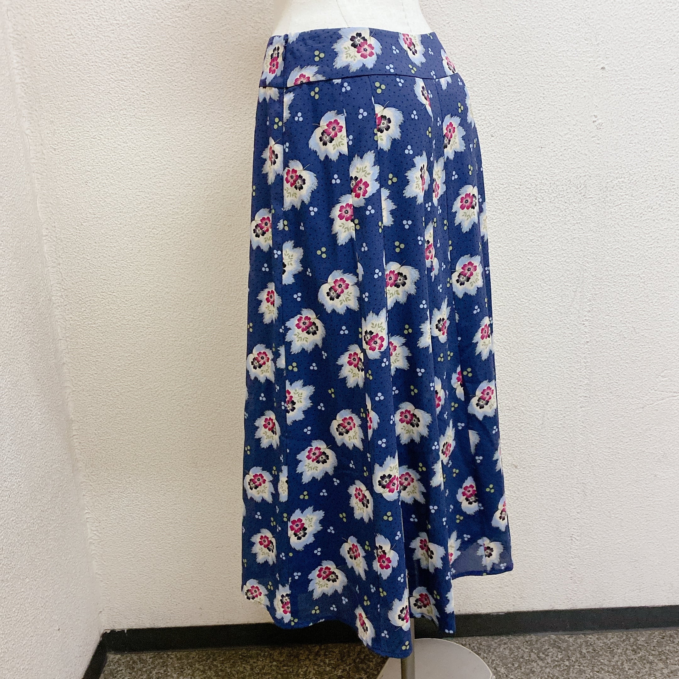 ローラアシュレイ 花柄 スカート - ひざ丈スカート