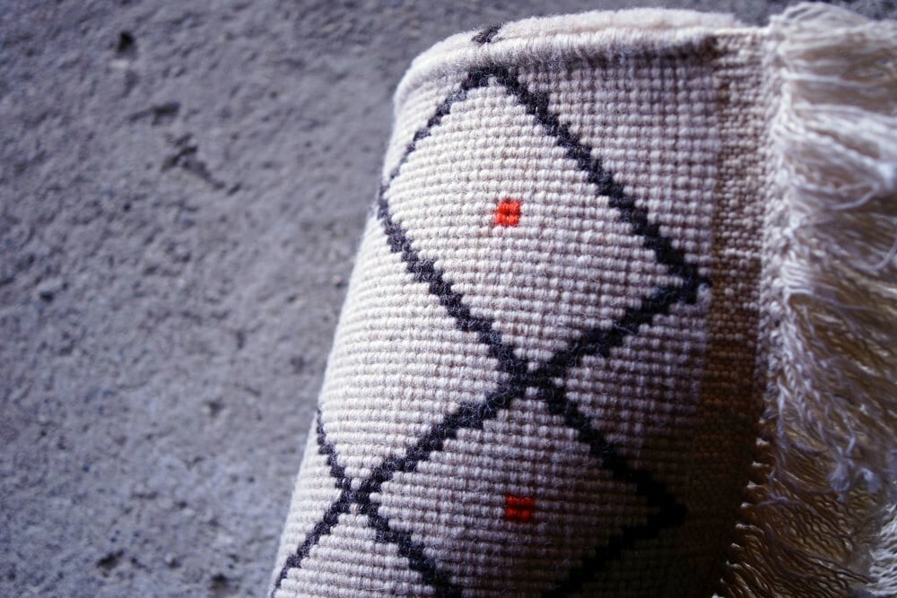 【中古】 赤い革の手帖/桃園書房/北沢拓也 高級 西陣織 金らん布 ネクタイ 和柄 一本一本 ハンドメイド