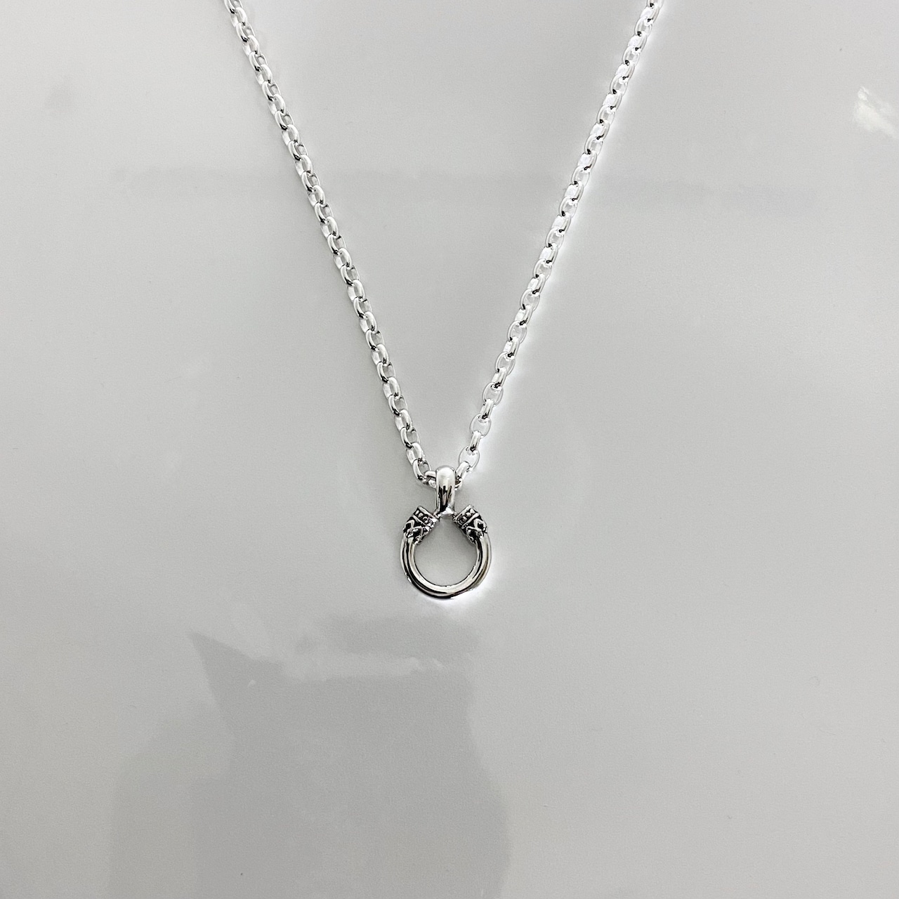 CROWN HORSESHOE NECKLACE / クラウンホースシューネックレス