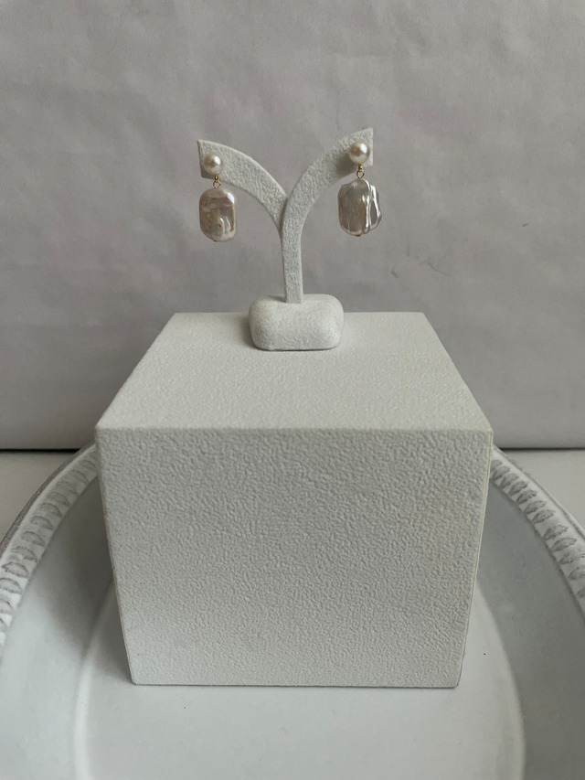 淡水パールレクタングルピアス　K14GF