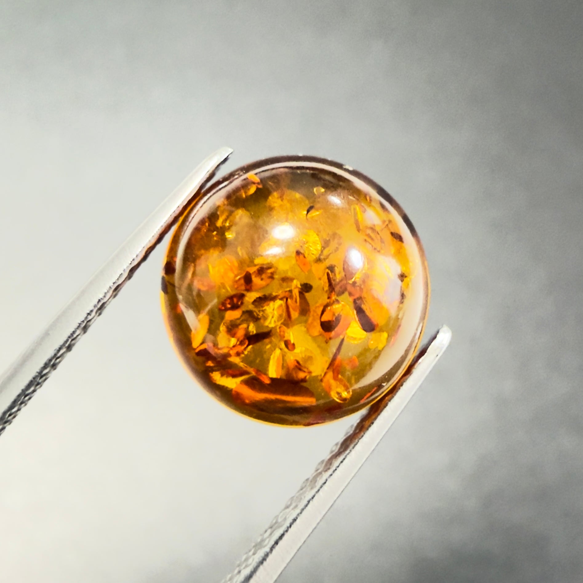 琥珀】 ルース ポーランド産 1.44ct | たからいしルース オンライン
