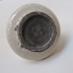 平ぺったい花瓶