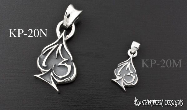 THIRTEEN DESIGNS サーティーンデザインズ KP-20N 13 SPADE PENDANT