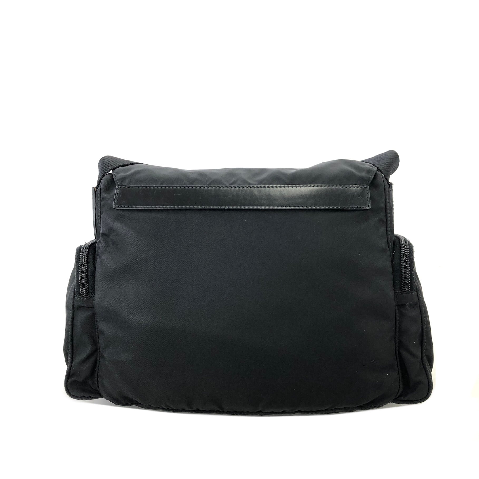 【希少】プラダ　ショルダーバッグ　三角ロゴ　サイドポケット　ナイロン　ブラック PRADA プラダ トライアングルロゴ ナイロン×レザー サイドポケット