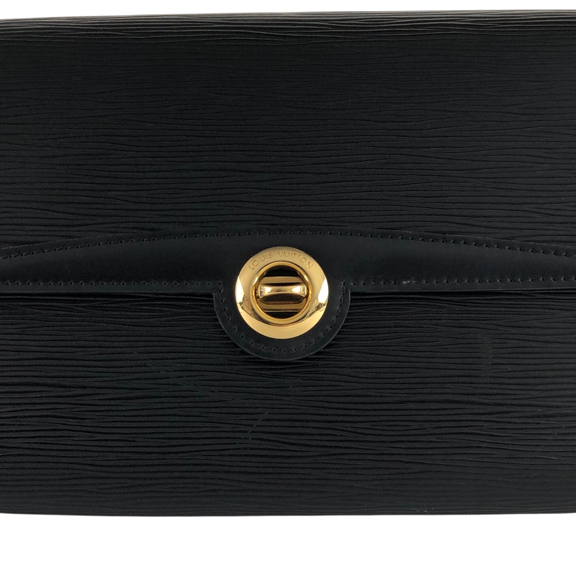 LOUIS VUITTON ルイヴィトン エピ ショルダーバッグ ブラック レザー