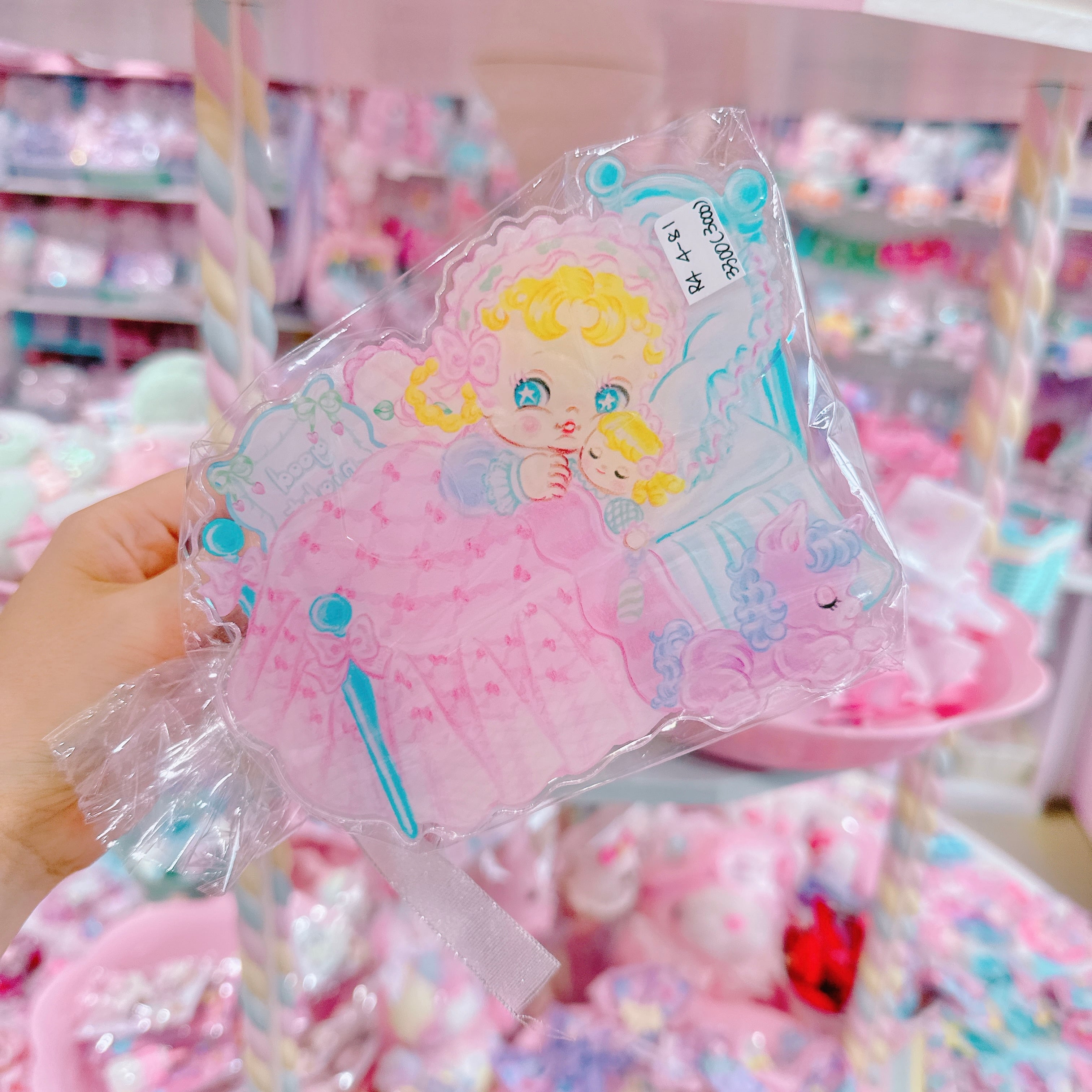 【R4】4-81ペン立て