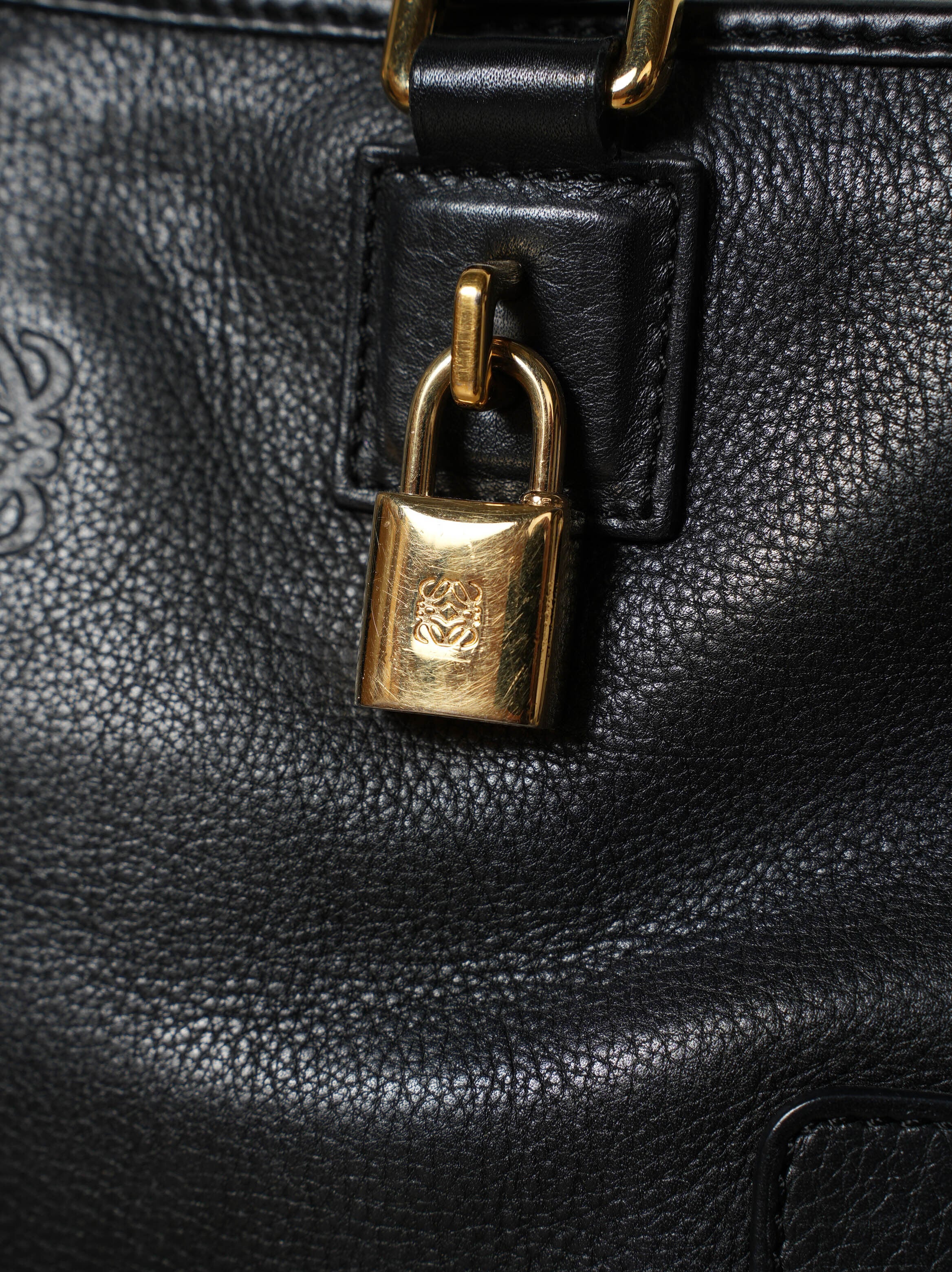 LOEWE ロエベ アマソナ28 ブラック ゴールド金具 ハンドバッグ | Raum
