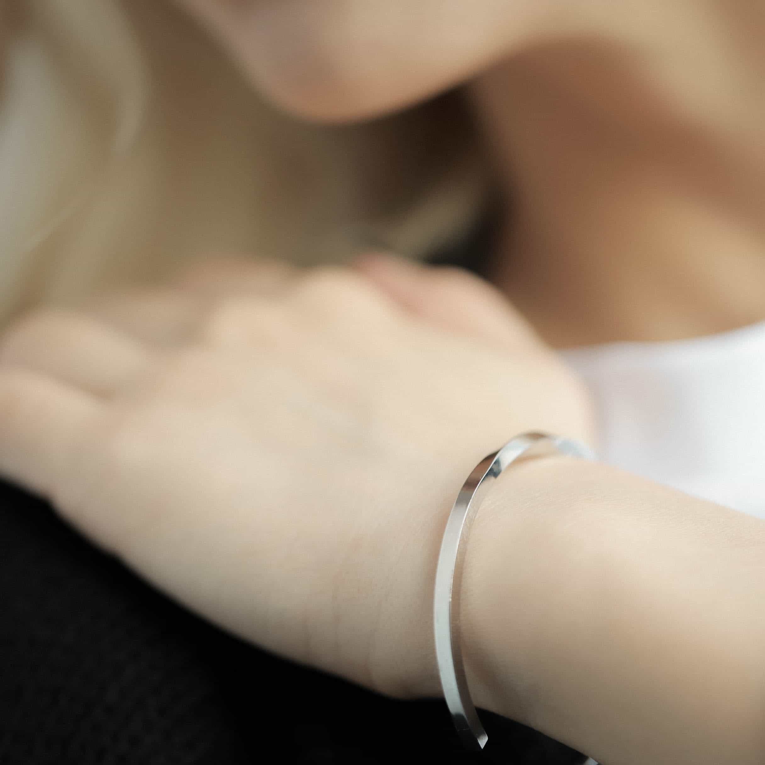 twisted bangle（silver）#b28 | garcia