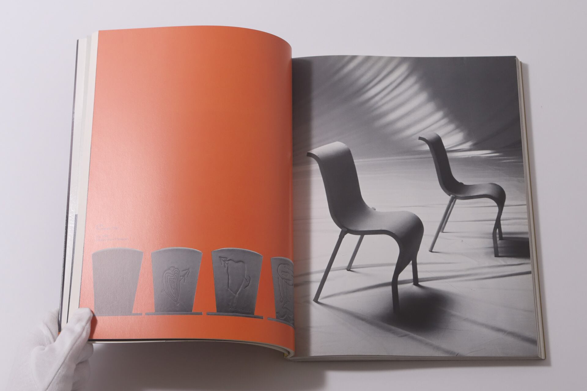 VISIONAIRE 28 本　ヴィジョネア　フィリップスタルクデザインケース STARCK / Philippe Starck | CROSS_BOOKSHELF | VISIONAIRE