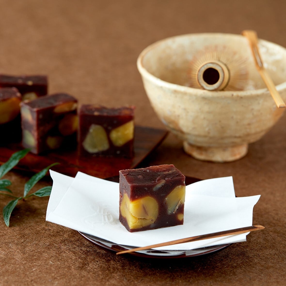 kita3◆利平栗蒸し羊羹1本 kita3◇利平栗蒸し羊羹1本 希少】利平栗の栗蒸し羊羹 1本入 - メルカリ