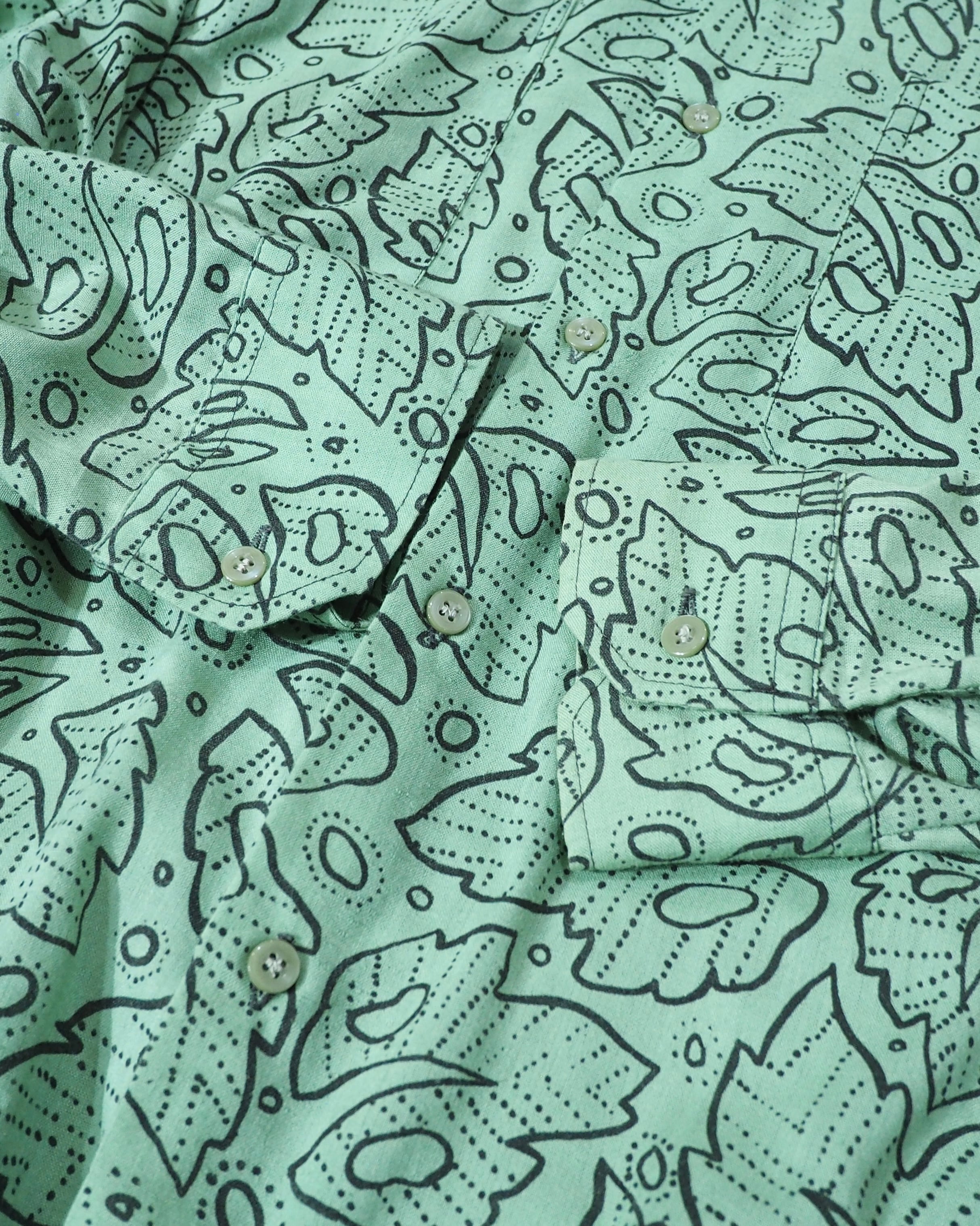 1990s Mint green Leaf pattern vintage Drape loose shirt