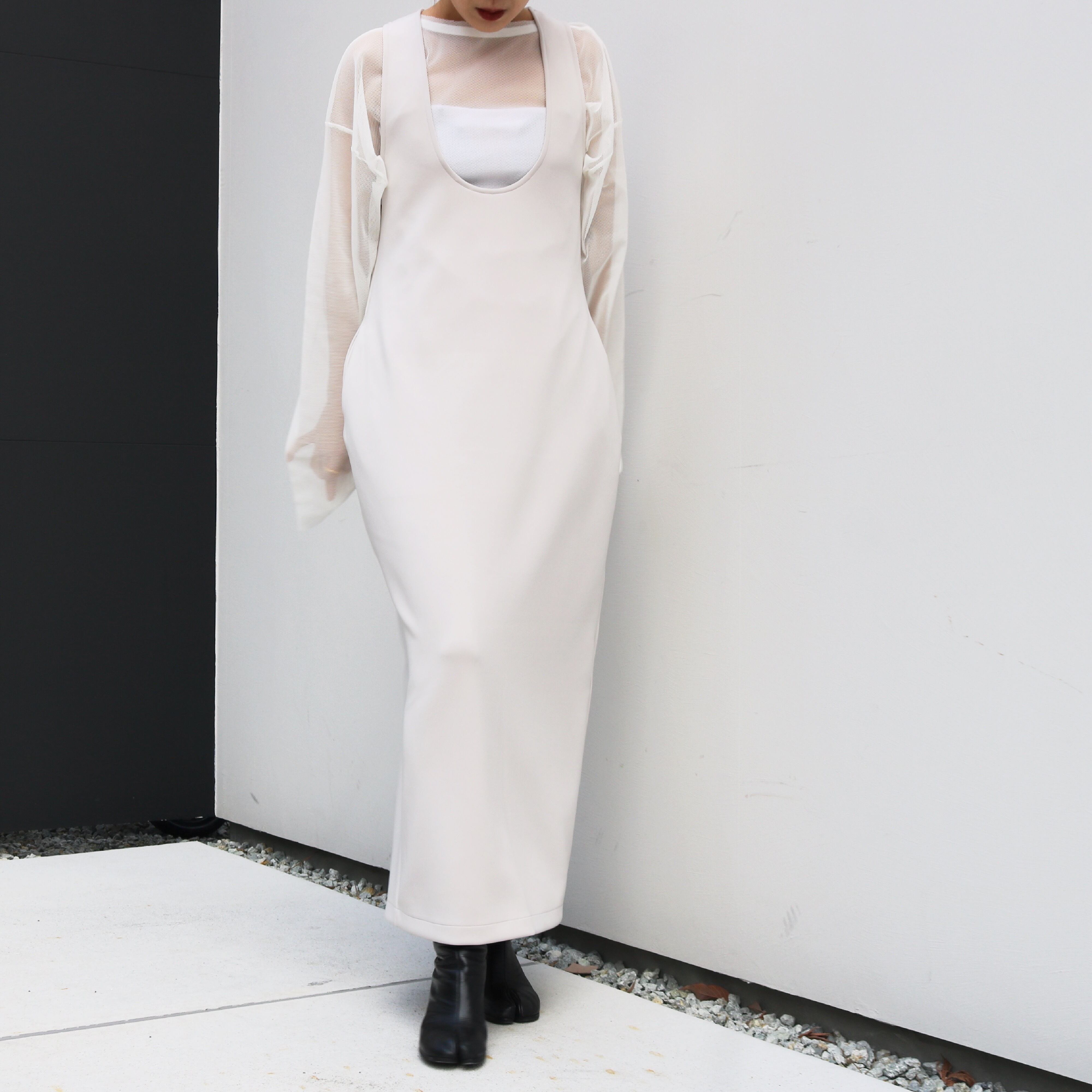U-neck one-piece -made in Japan - | aéré