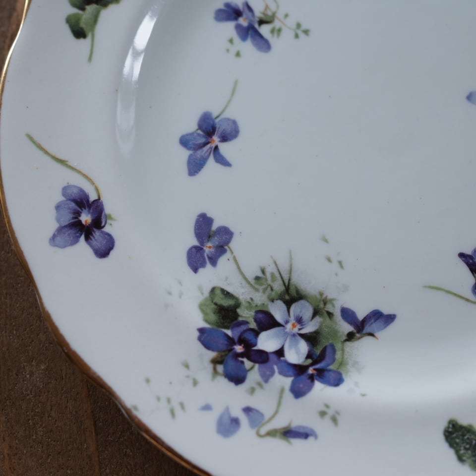 英国ハマースレイ ヴィクトリアンバイオレット トリオ カップ