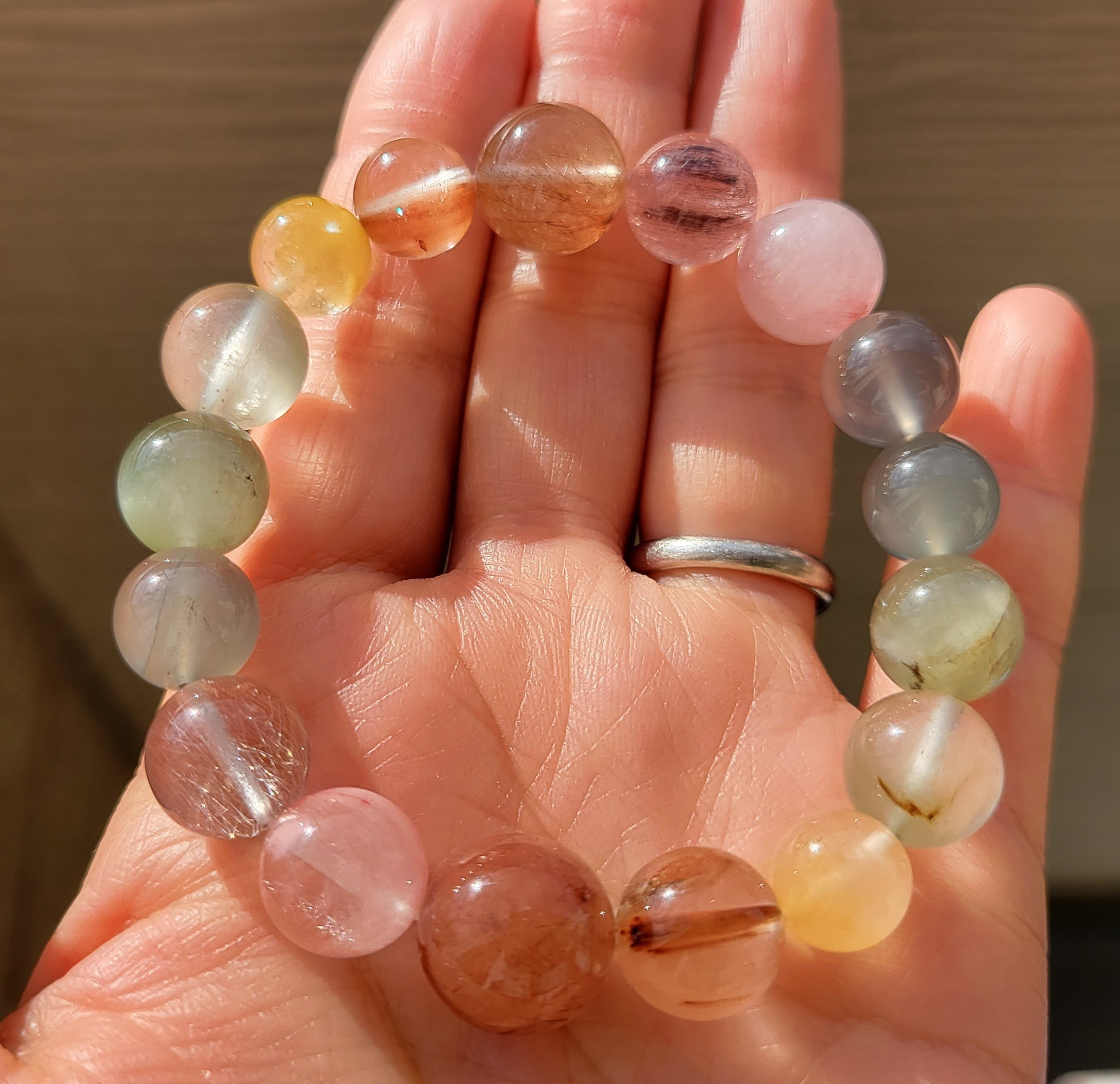 クリームオレンジ色サゲニティッククォーツピンクサゲニティック