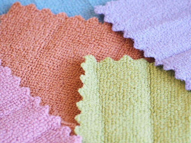 【5枚セット】マイクロファイバークロス カラフル5色入り 20×20cm ジッパー袋入り