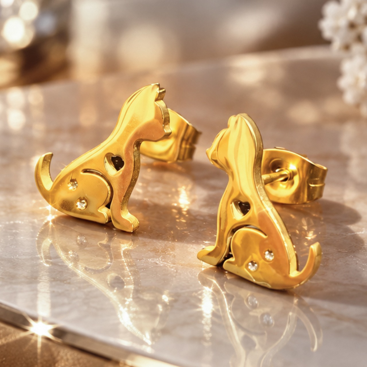ネコ ピアス ゴールド 45 金属アレルギー対応 ステンレス 両耳セット レディース 小ぶり 猫モチーフ ネコ 猫 ねこ