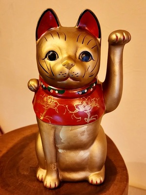 帝国ホテルプラザ東京「花道」記念　限定招き猫　大正猫　(金・中) 「無敵・いい日になりますように」