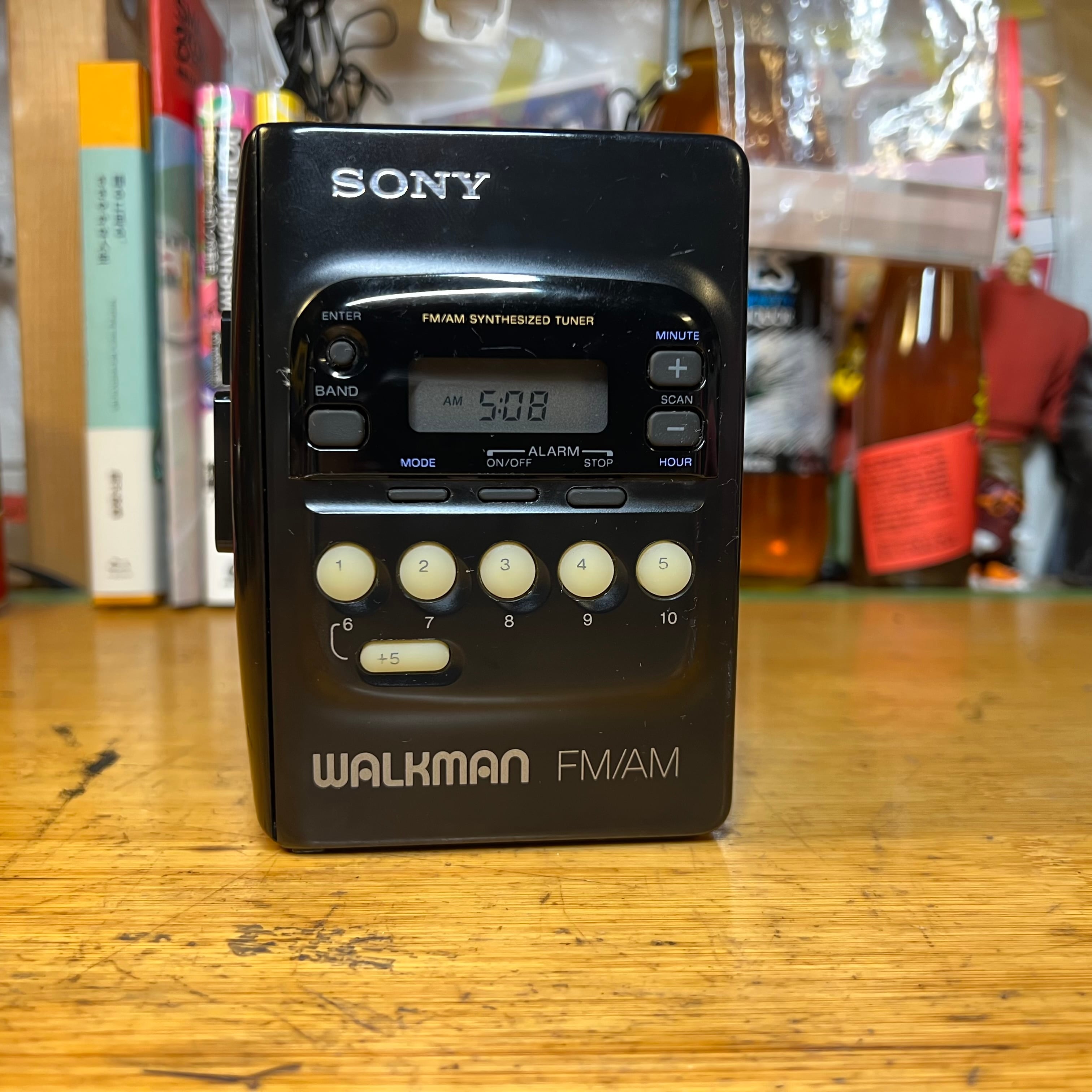 美メンテ済可動品]ソニーカセットウォークマン sony WM-102 | stability