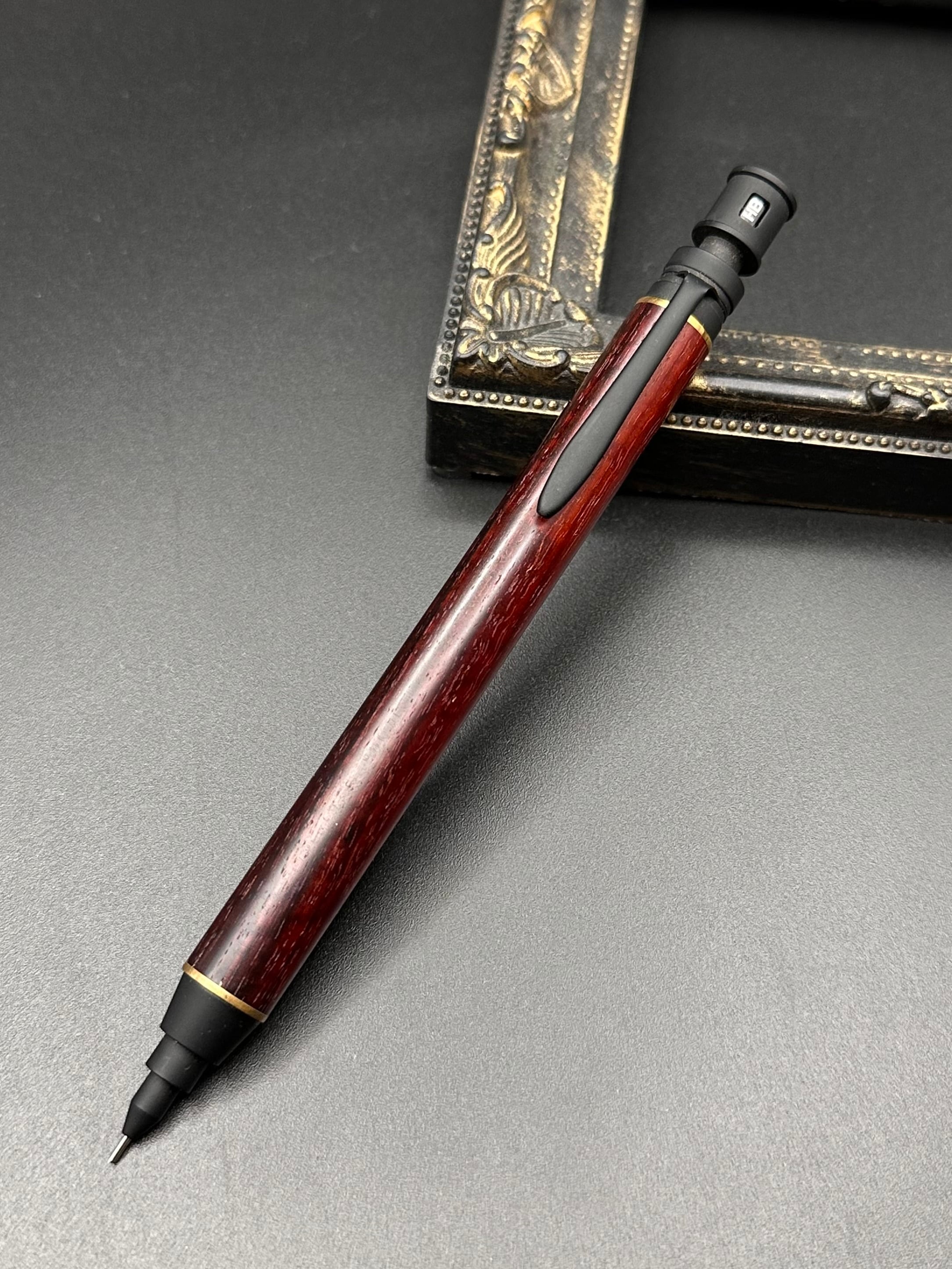 flamberg スタビライズドウッド　チタングリップ(梨地) シャーペン スタビライズドウッド チタングリップ(梨地) | Flamberg