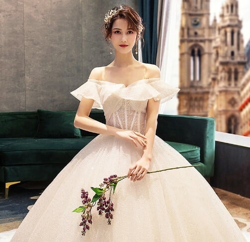 人気上昇！カラードレス シャンパン色 オフショルダー ソフトチュール