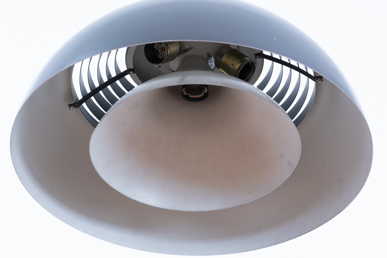 Arne Jacobsen | AJ Royal Pendant Lamp