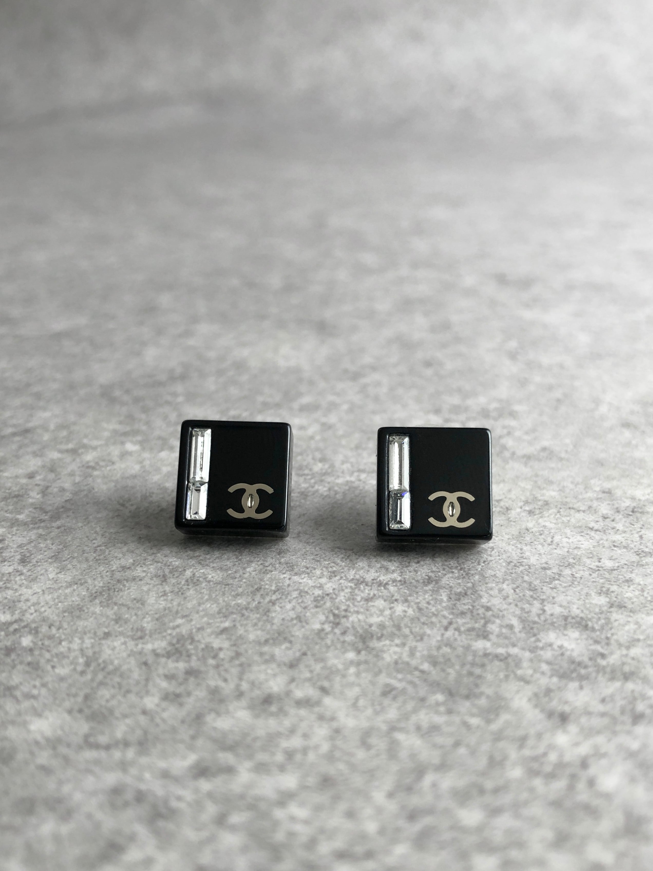 CHANEL シャネル ピアス ブラック ココマーク ストーン vintage