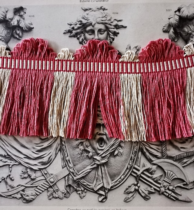 フランス 50x11c リネン 薄曇りの木苺とフリンジブレード ヴィンテージ