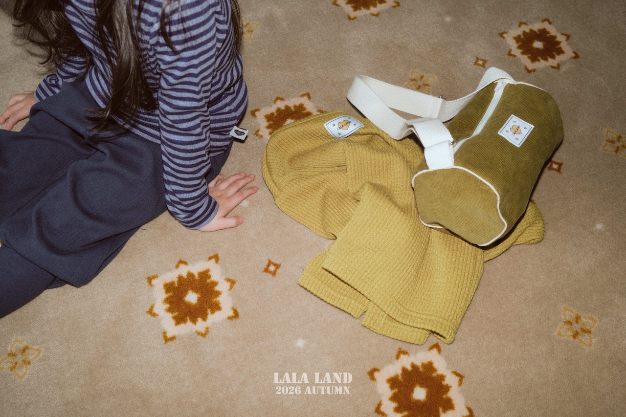 韓国子供服 / LALALAND / 26Autumn / コーデュロイ クロスバッグ / 秋服 / キッズ *FREE*