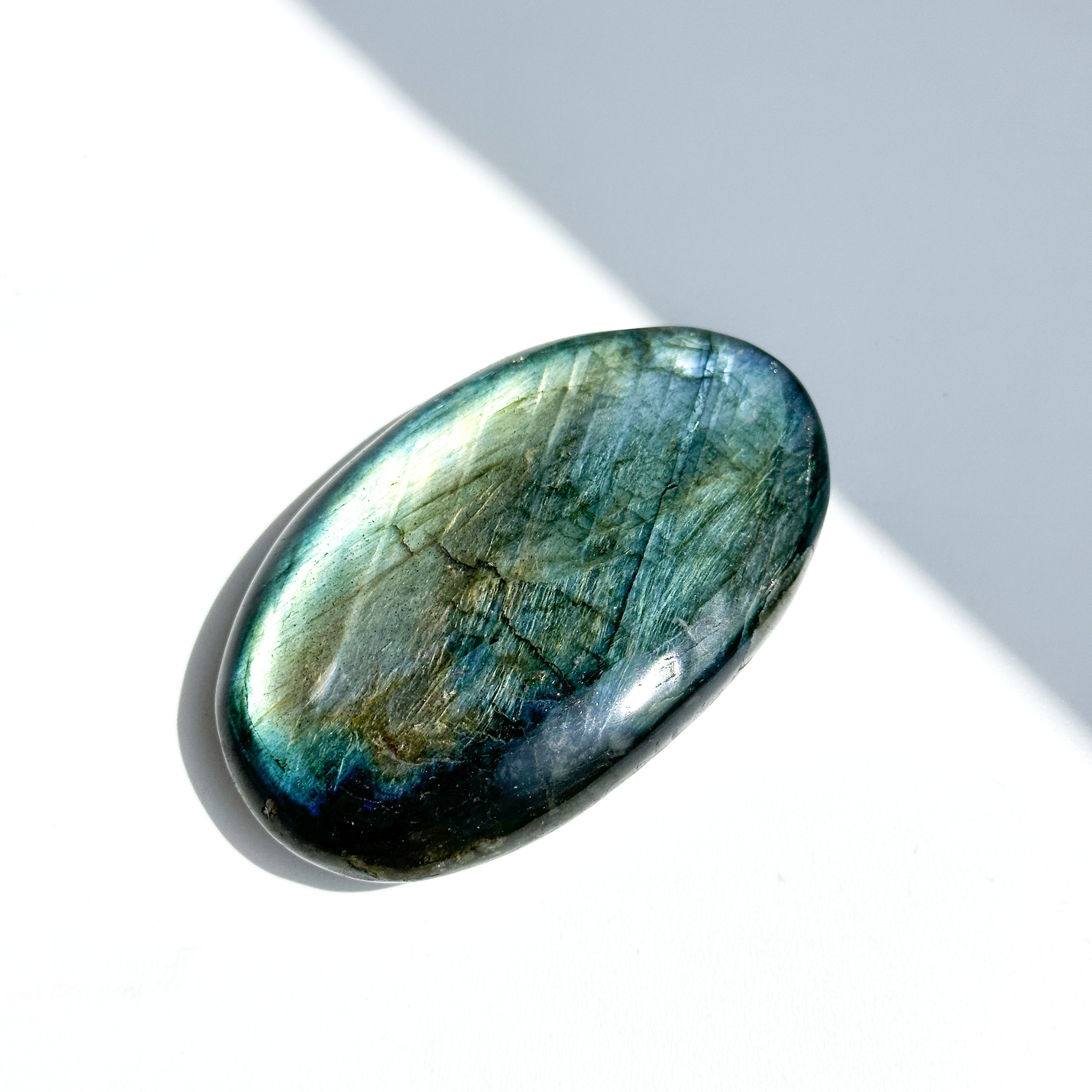 ラブラドライト パームストーン 25◇ Labradorite ◇天然石・鉱物・パワーストーン・インテリア